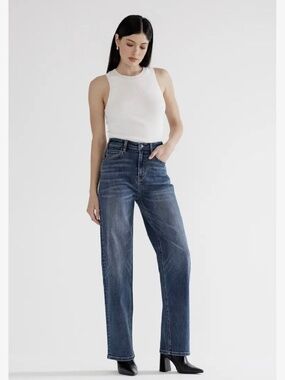 057. High Rise Relaxed fit straight leg stove pipe jeans, various sizes